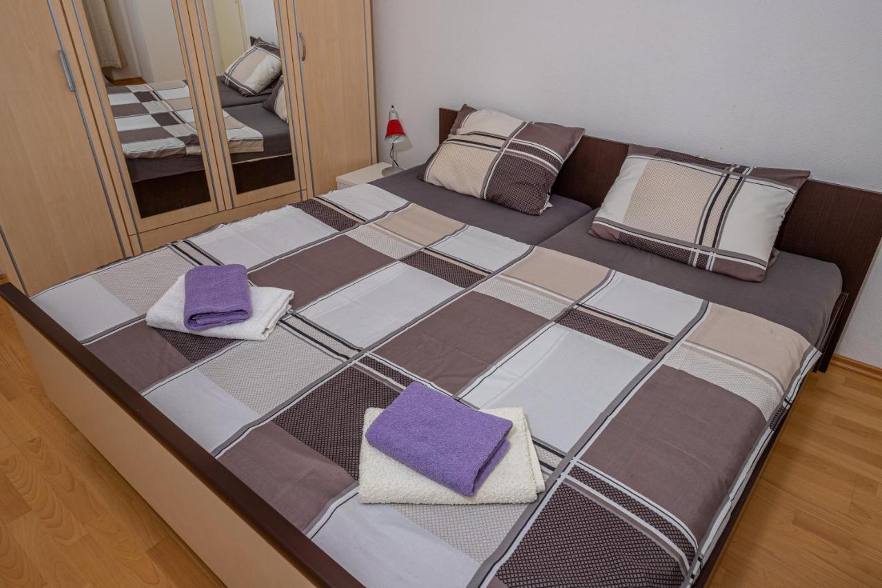 Apartmani Gabrijela Crikvenica Bagian luar foto