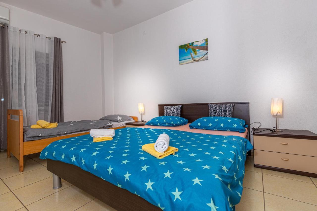 Apartmani Gabrijela Crikvenica Bagian luar foto
