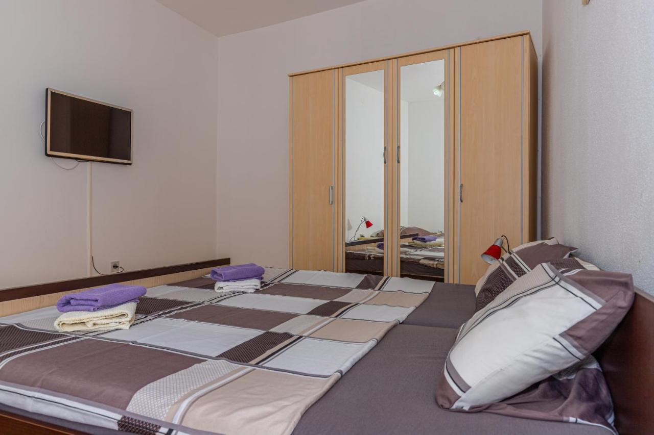 Apartmani Gabrijela Crikvenica Bagian luar foto