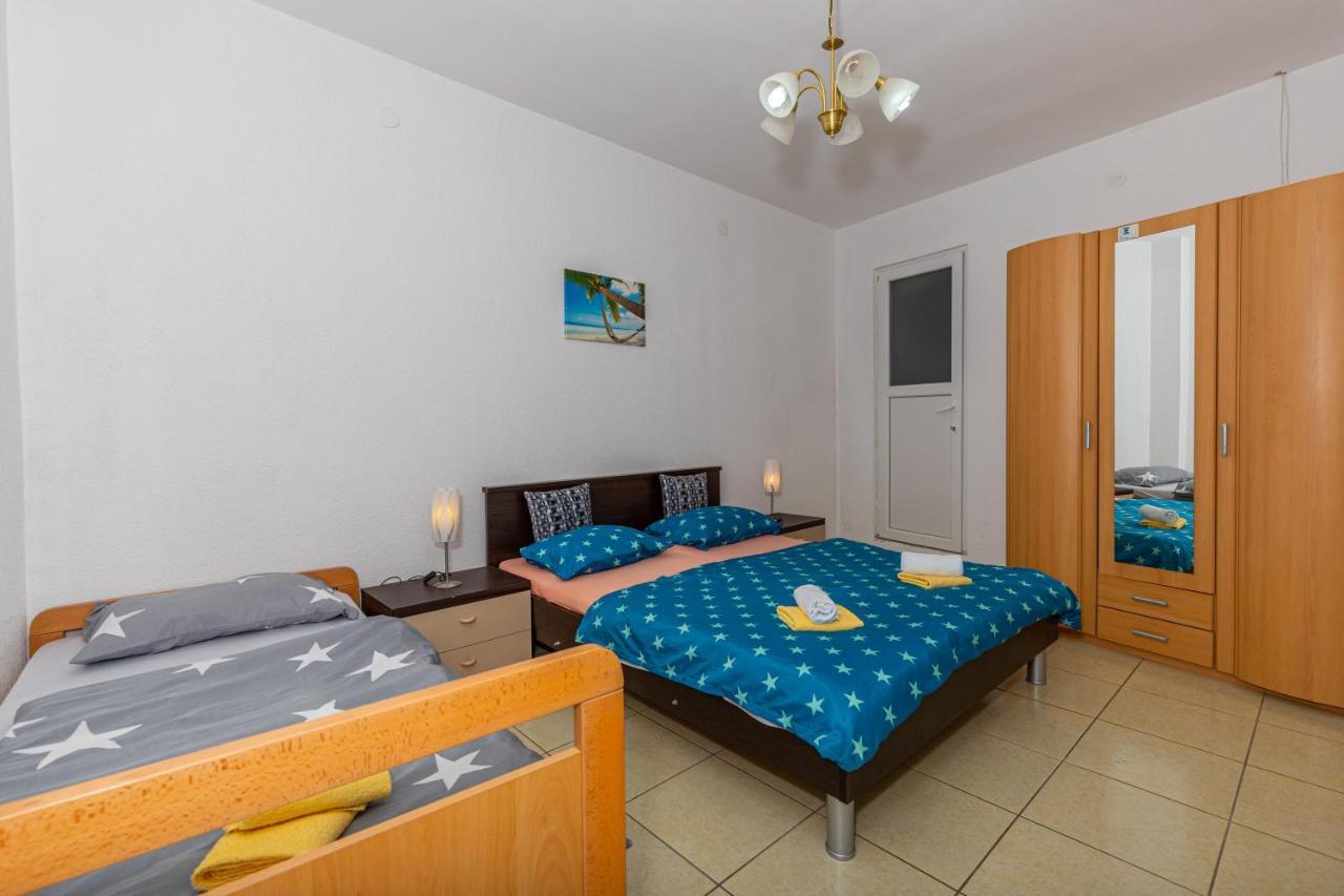 Apartmani Gabrijela Crikvenica Bagian luar foto